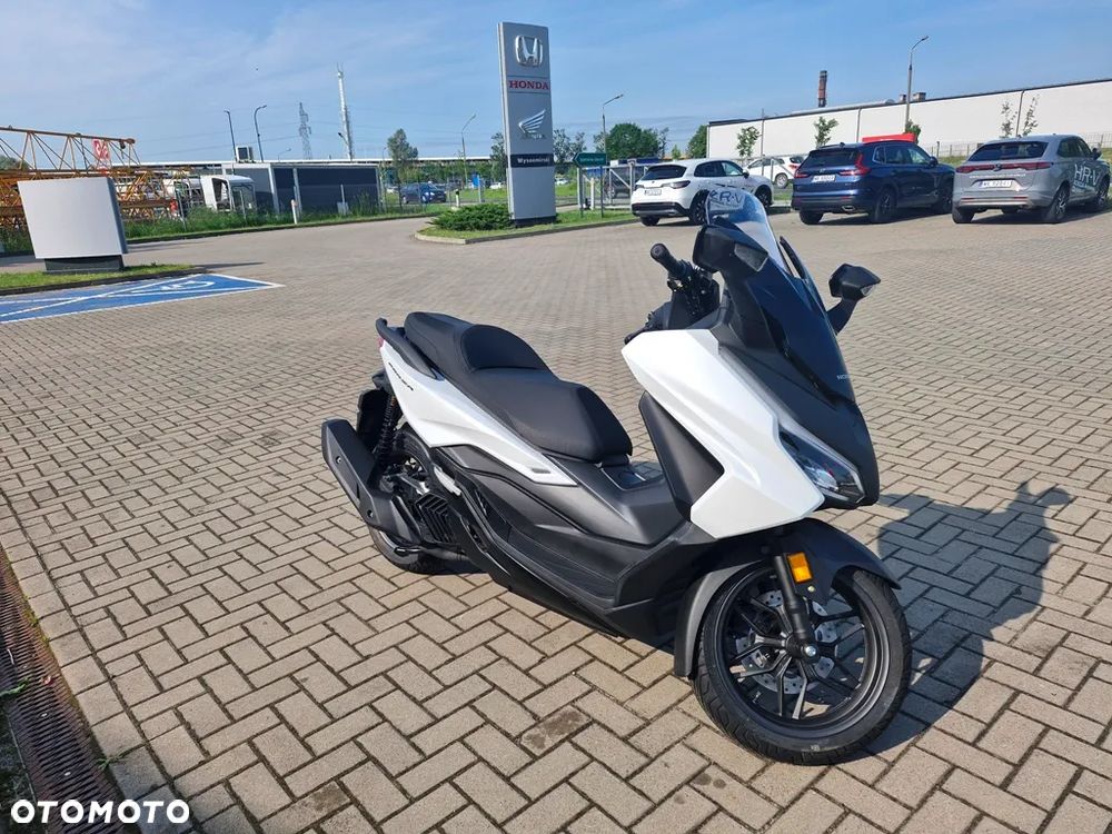Honda NSS - 2