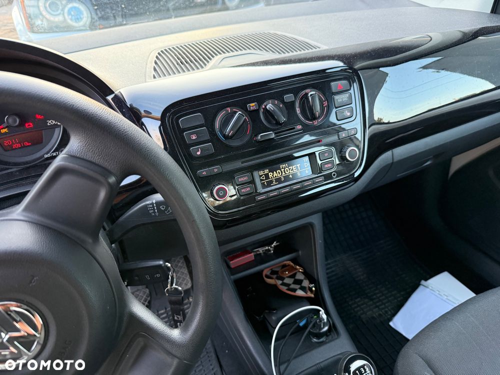 Volkswagen up! 1.0 move CityLine - 11