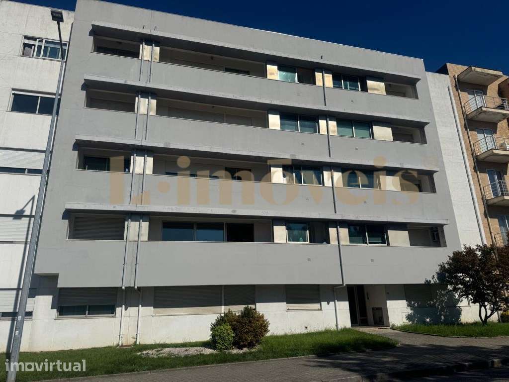 APARTAMENTO T2, JUNTO A CESPU, EM GANDRA, PAREDES - Grande imagem: 2/2