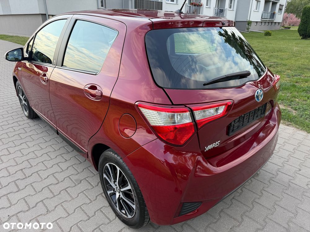 Toyota Yaris 1.5 VVT-i Team Deutschland - 3