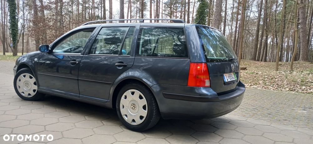 Volkswagen Golf 1.9 TDI Basis - 2