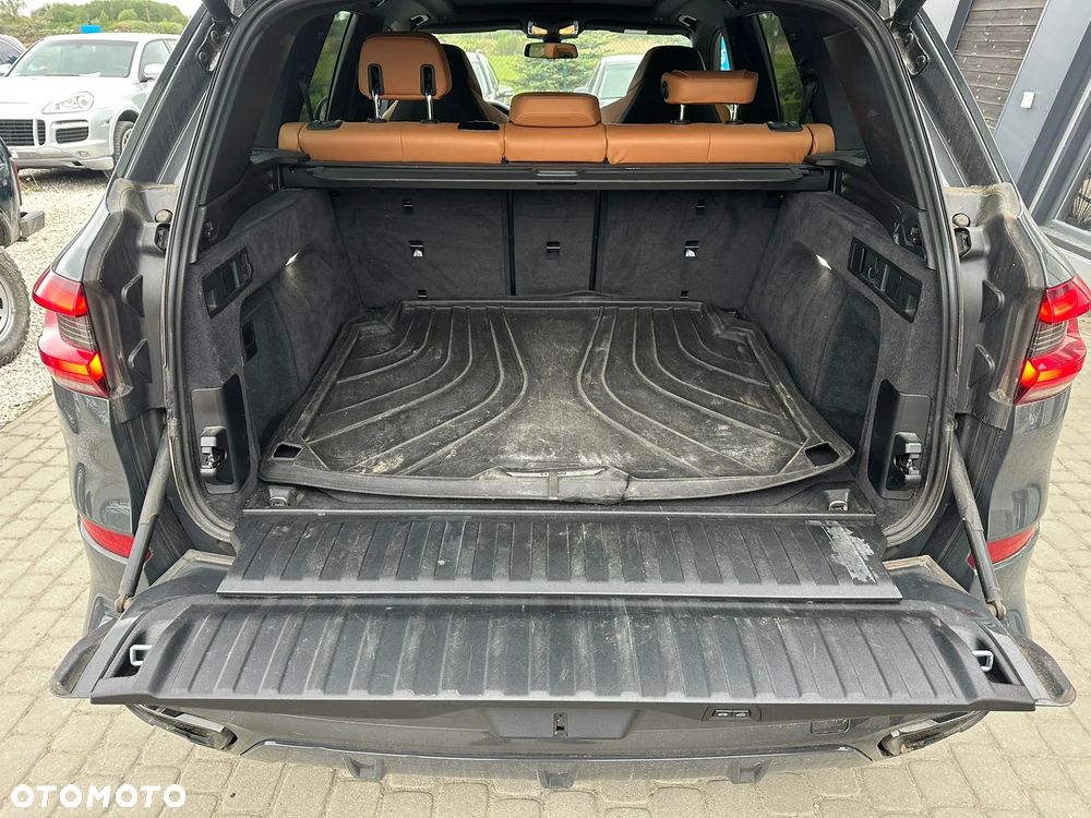 BMW X5 M Standard - 9