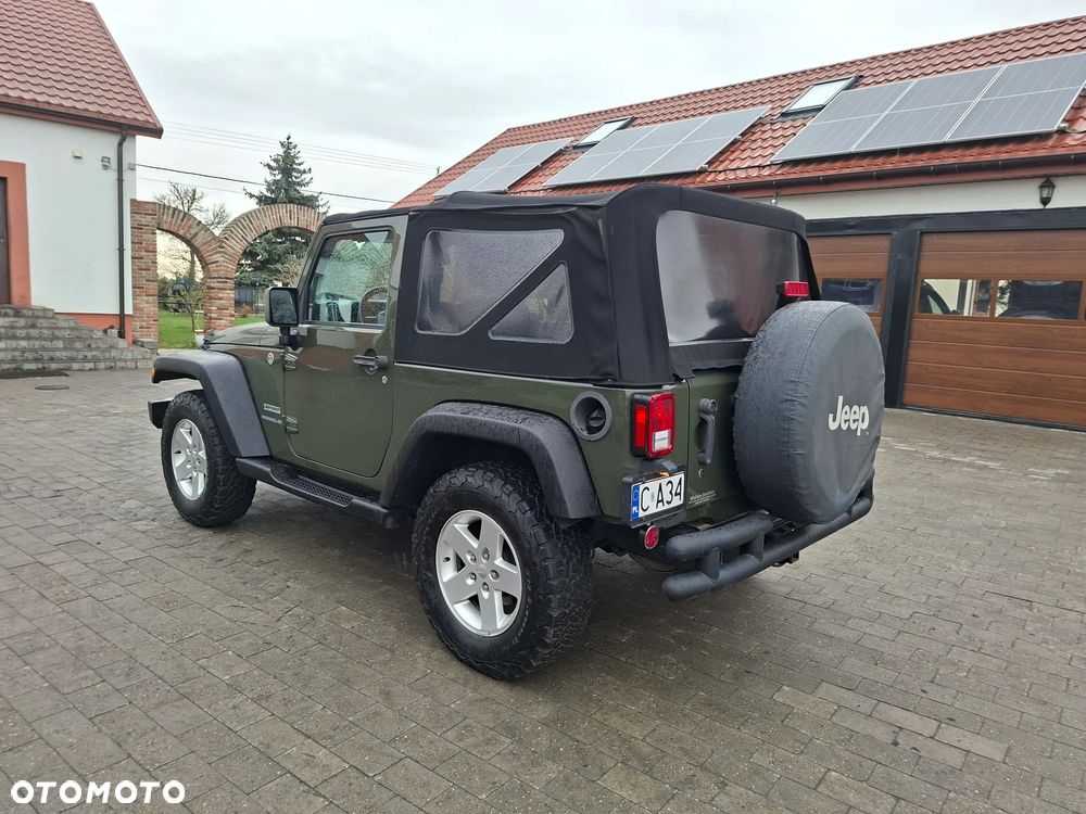 Jeep Wrangler - 6