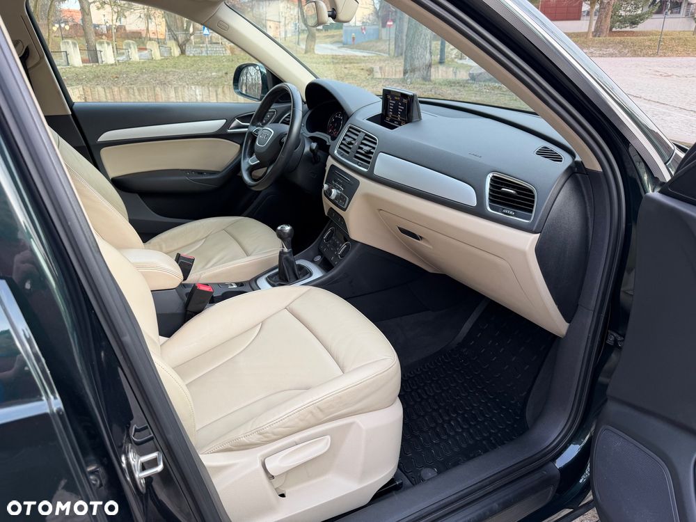 Audi Q3 2.0 TDI sport - 13