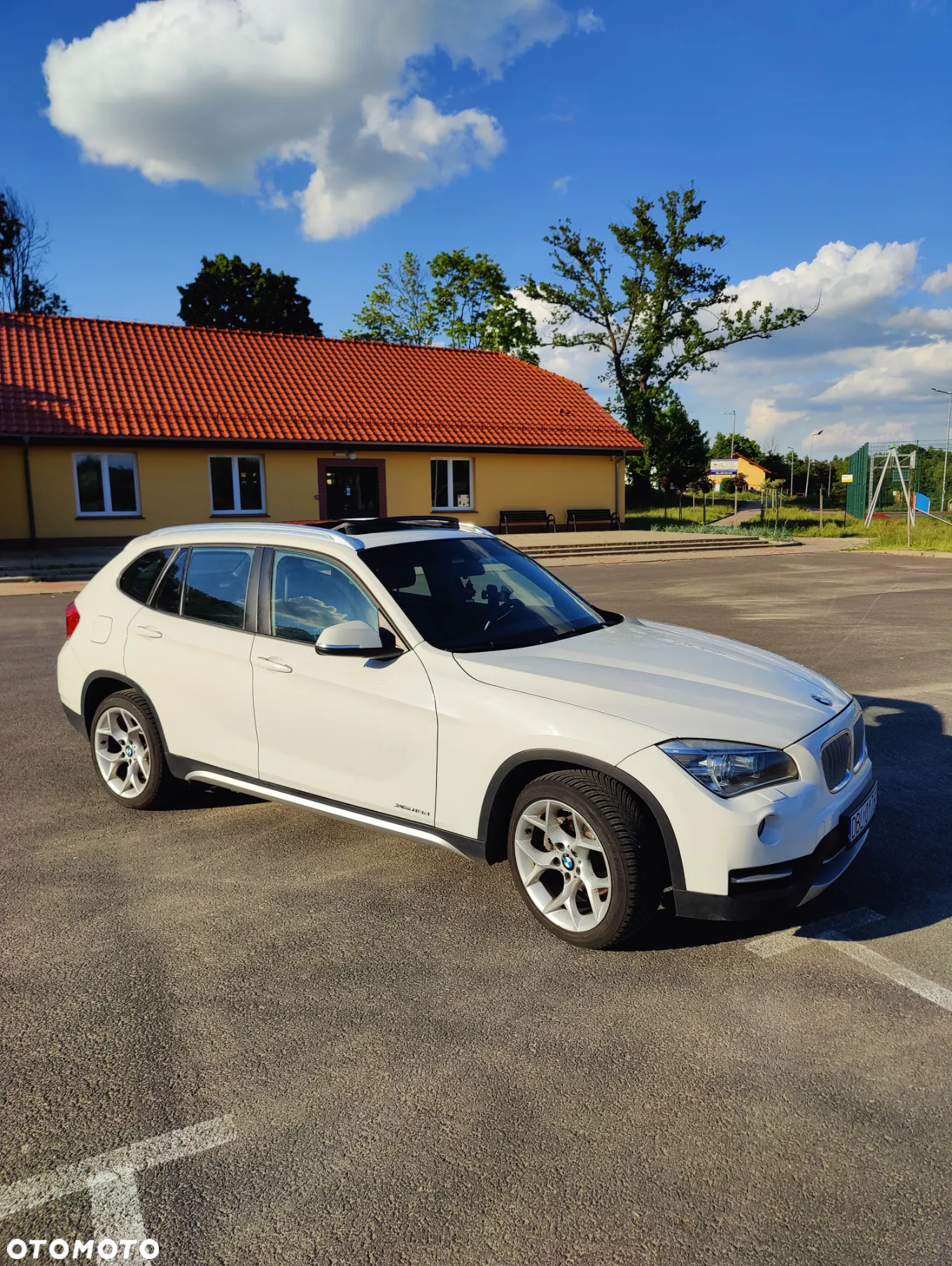 BMW X1 xDrive18d xLine - 12
