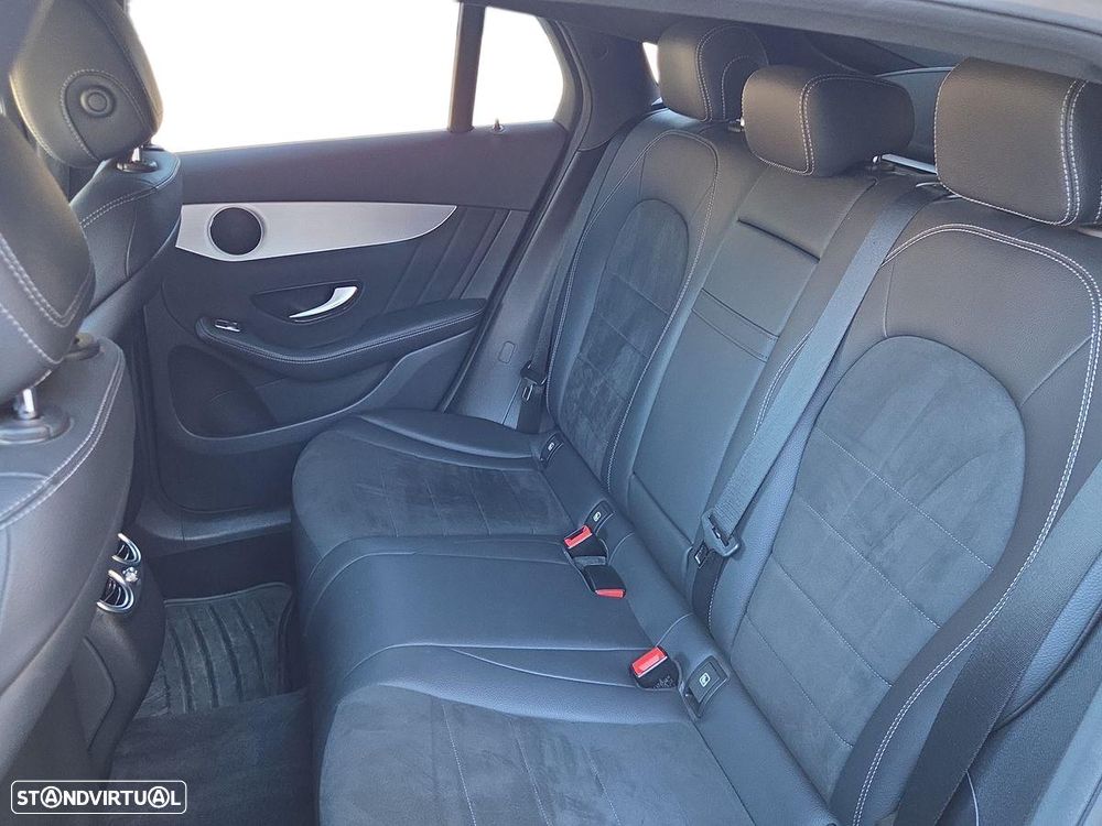 Mercedes-Benz GLC 250 d Coupé AMG Line 4-Matic - 22