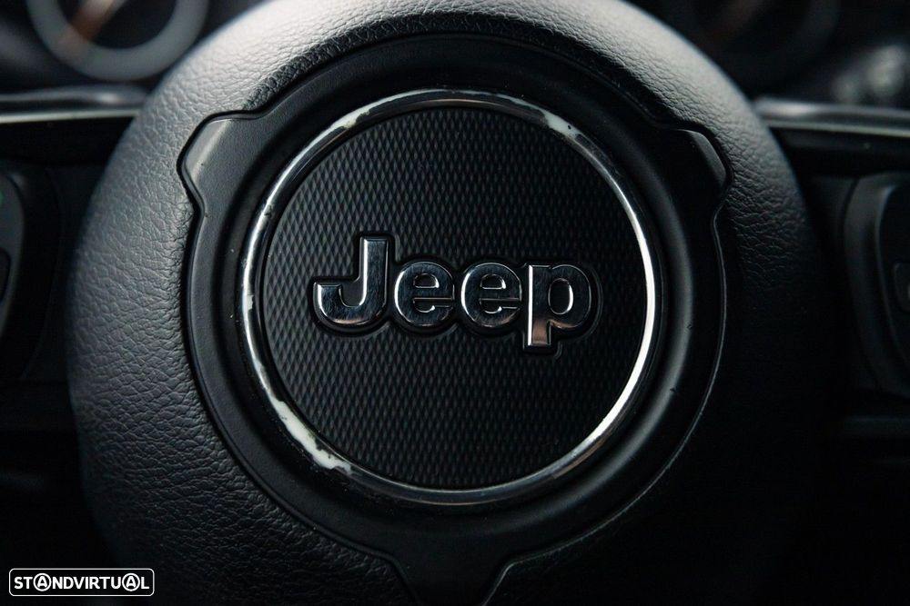 Jeep Wrangler Unlimited 2.2 CRD Sport AT - 54