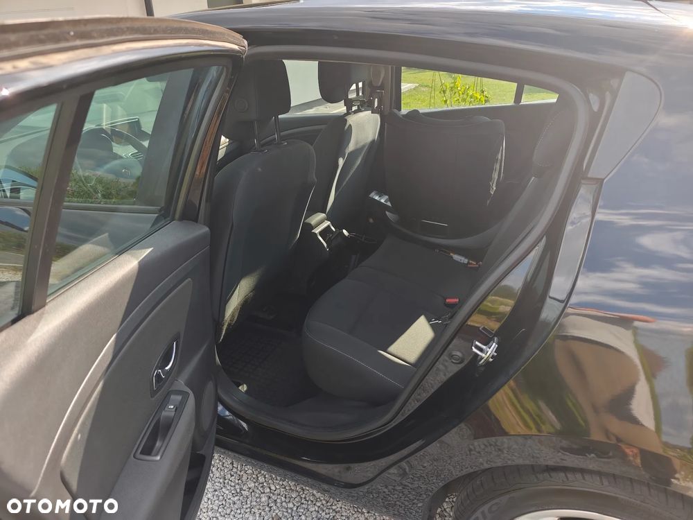 Renault Megane 1.5 dCi Expression - 8