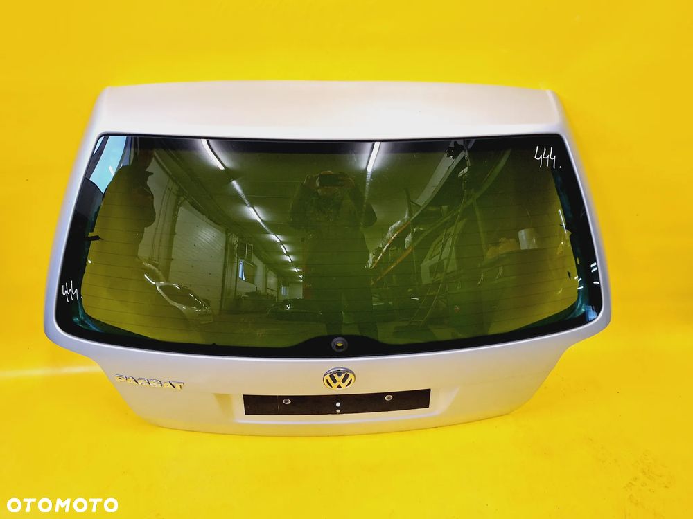 KLAPA SZYBA TYŁ TYLNA POKRYWA BAGAŻNIKA KLAPA SZYBA BAGAŻNIKA TYŁ VW PASSAT B5 KOMBI LIFT FL LAK: LA7W NR444 - 2