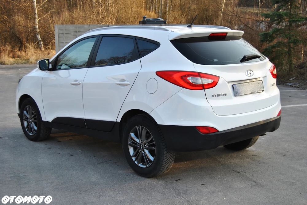 Hyundai ix35 1.6 2WD Fifa World Cup Edition - 3