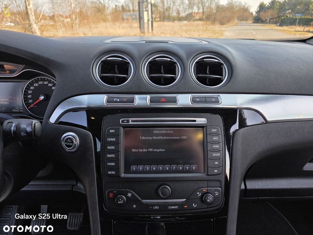 Ford S-Max 2.0 TDCi DPF Titanium - 37
