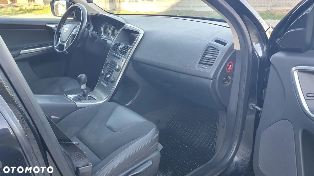 Volvo XC 60 - 22