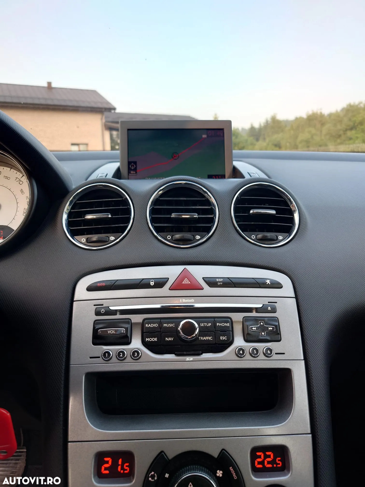 Peugeot 308 1.6E Premium Pack - 6