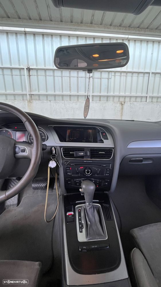 Audi A4 2.0 TDI Advance Multitronic - 7