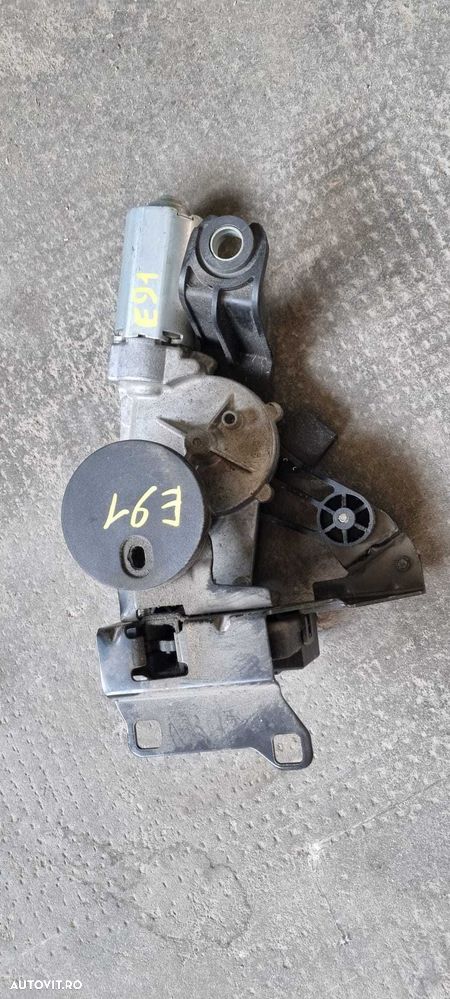 Motoras stergator haion BMW Seria 3  E91 cod 7208601 - 1