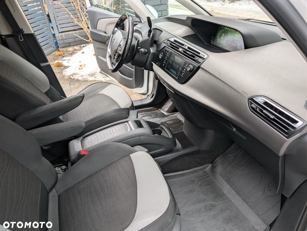 Citroën C4 Grand Picasso 1.6 THP MoreLife S&S EAT6 - 14