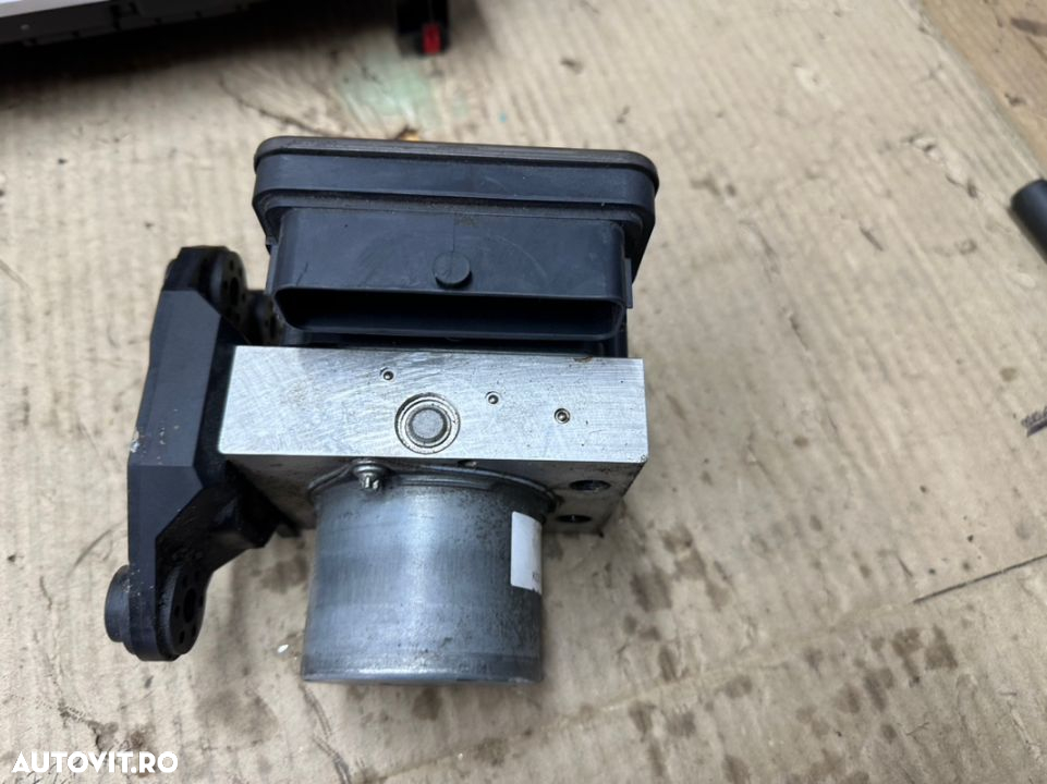 Pompa Abs si calculator Abs pentru AUDI A4 b9 sau A5 an 2016-2022 cod 8W0907379J - 2