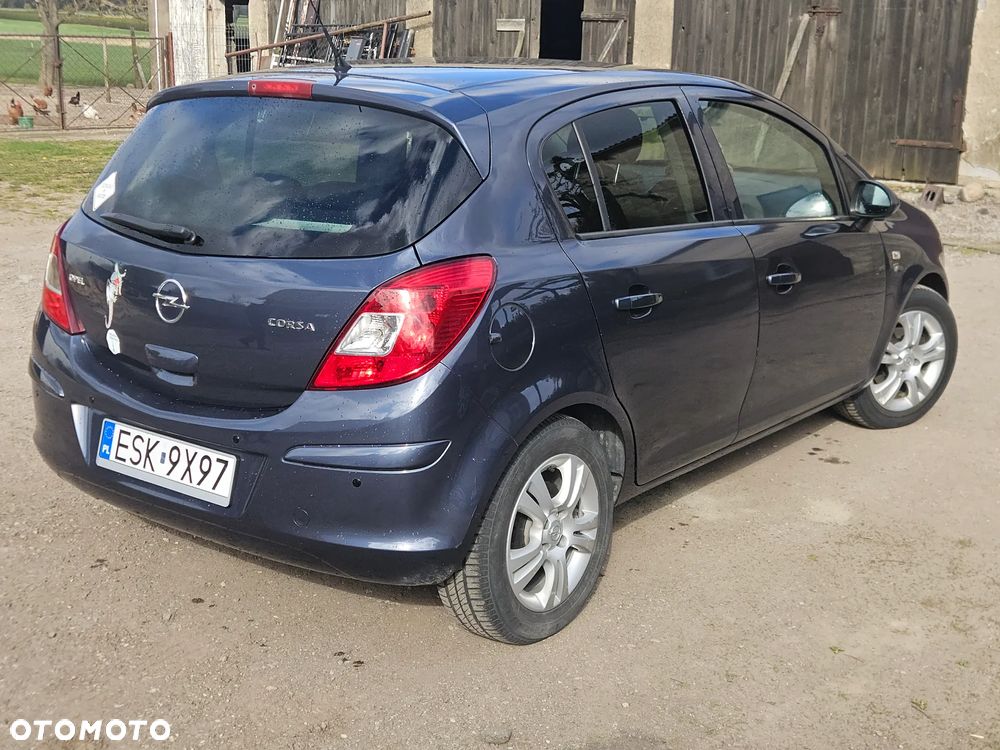 Opel Corsa 1.4 16V 111 - 4
