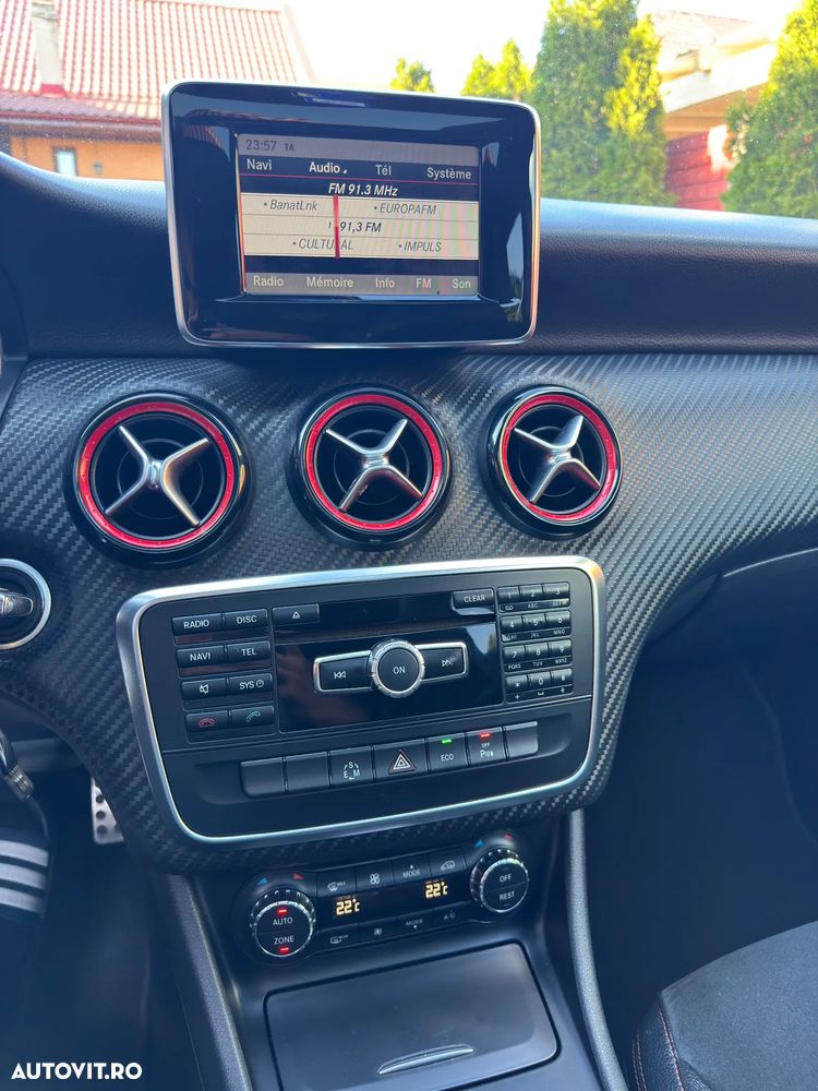 Mercedes-Benz A 220 - 16