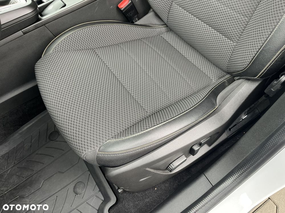 Renault Arkana 1.6 E-TECH Techno MMT - 12