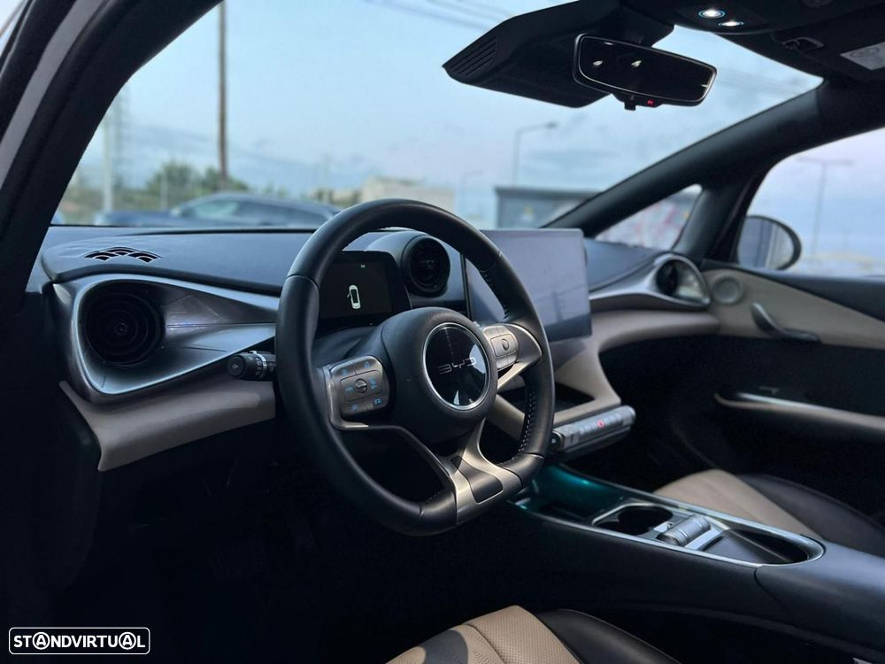 BYD Dolphin 60.4 kWh Design - 7