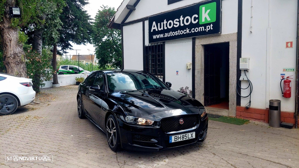 Jaguar XE 2.0 D R-Sport