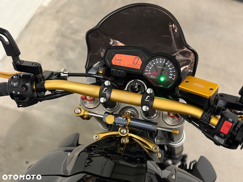 Yamaha FZ - 22