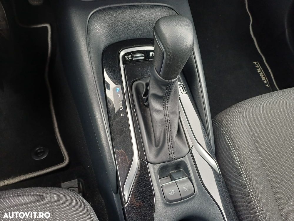 Toyota Corolla 1.8 HSD Dynamic - 20