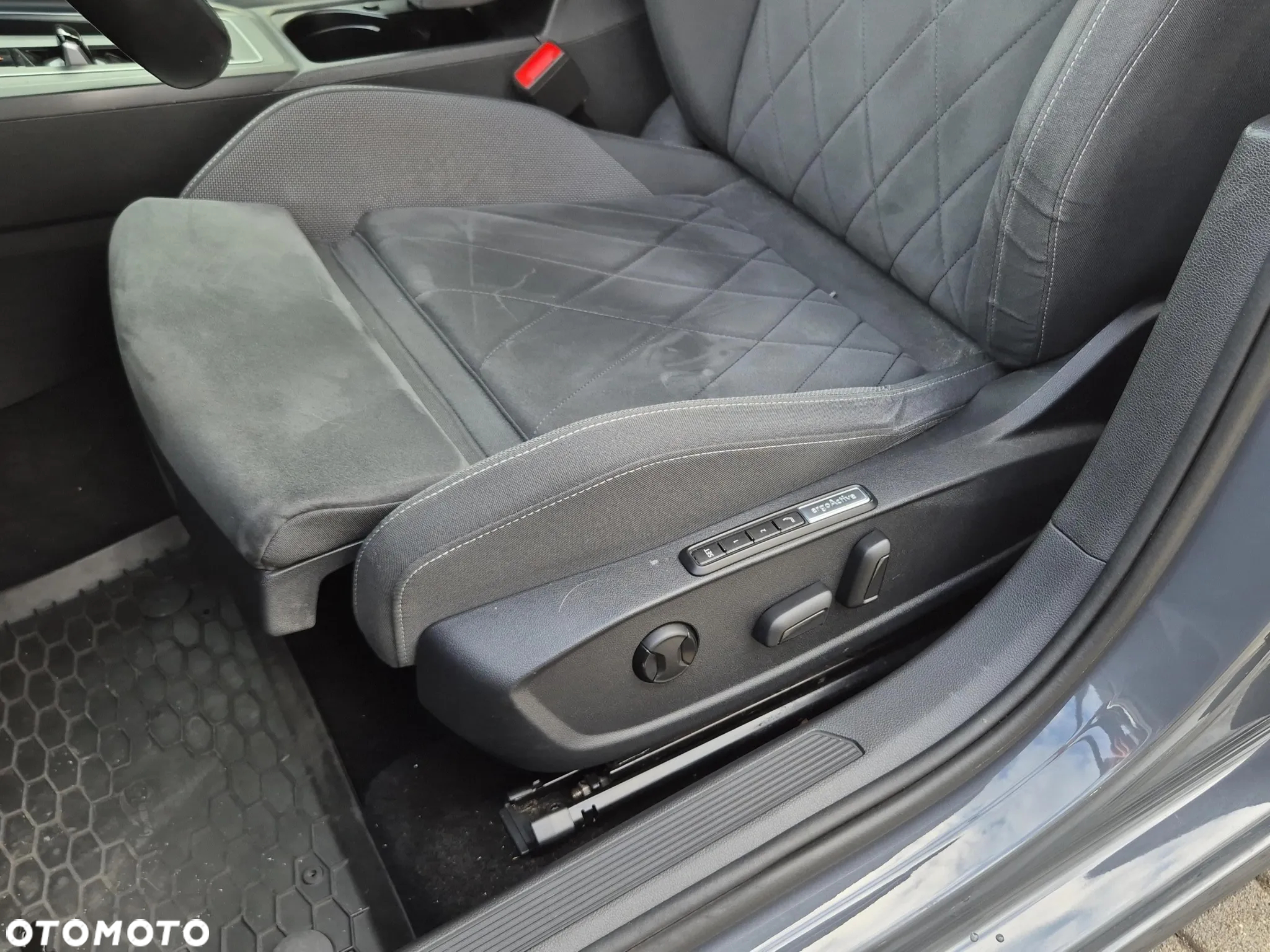 Volkswagen Golf VIII 2.0 TDI Style DSG - 12
