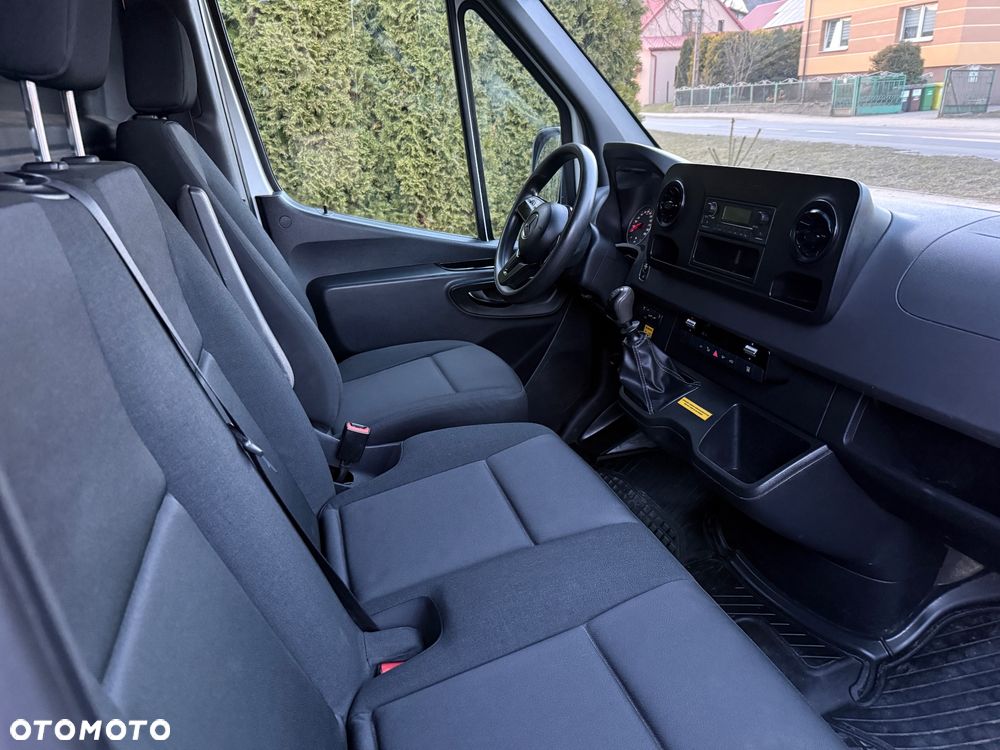 Mercedes-Benz Sprinter 319 CDI 3.0 - 13