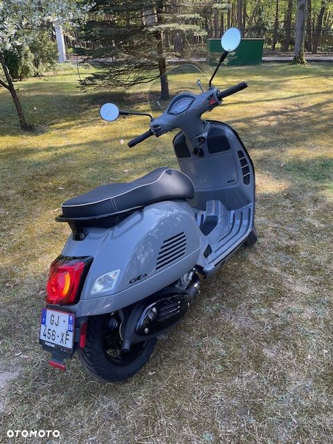 Piaggio Vespa - 4