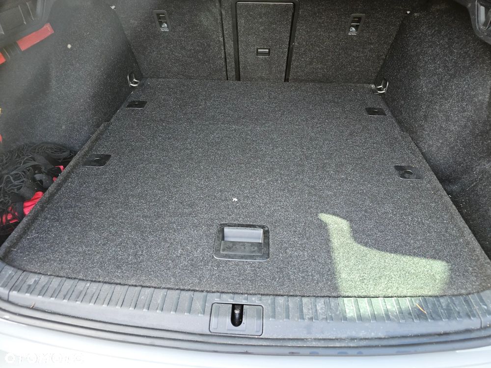 Skoda Octavia 2.0 TDI DSG 4x4 RS - 38