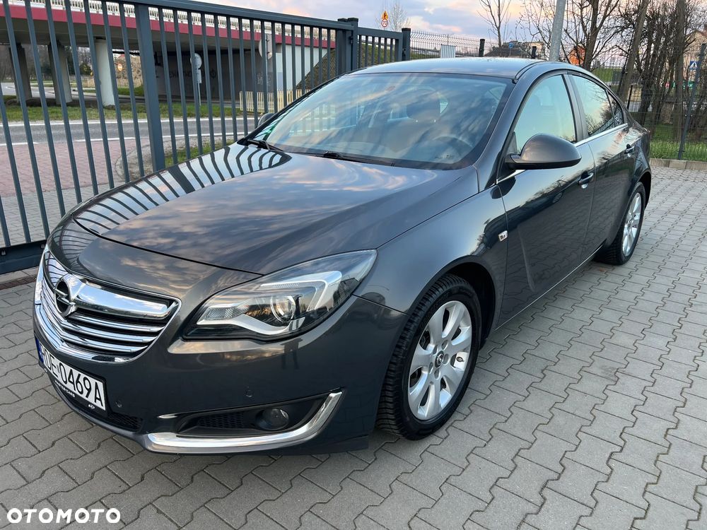 Opel Insignia - 1