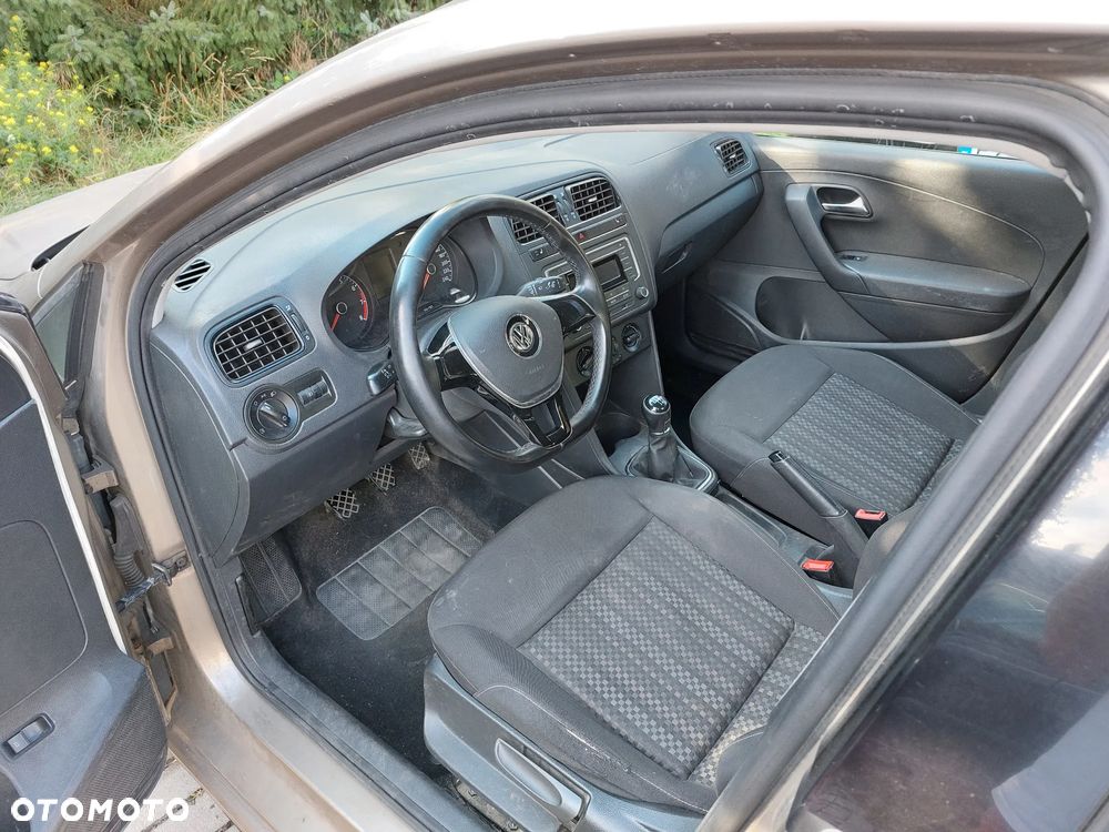 Volkswagen Polo - 17