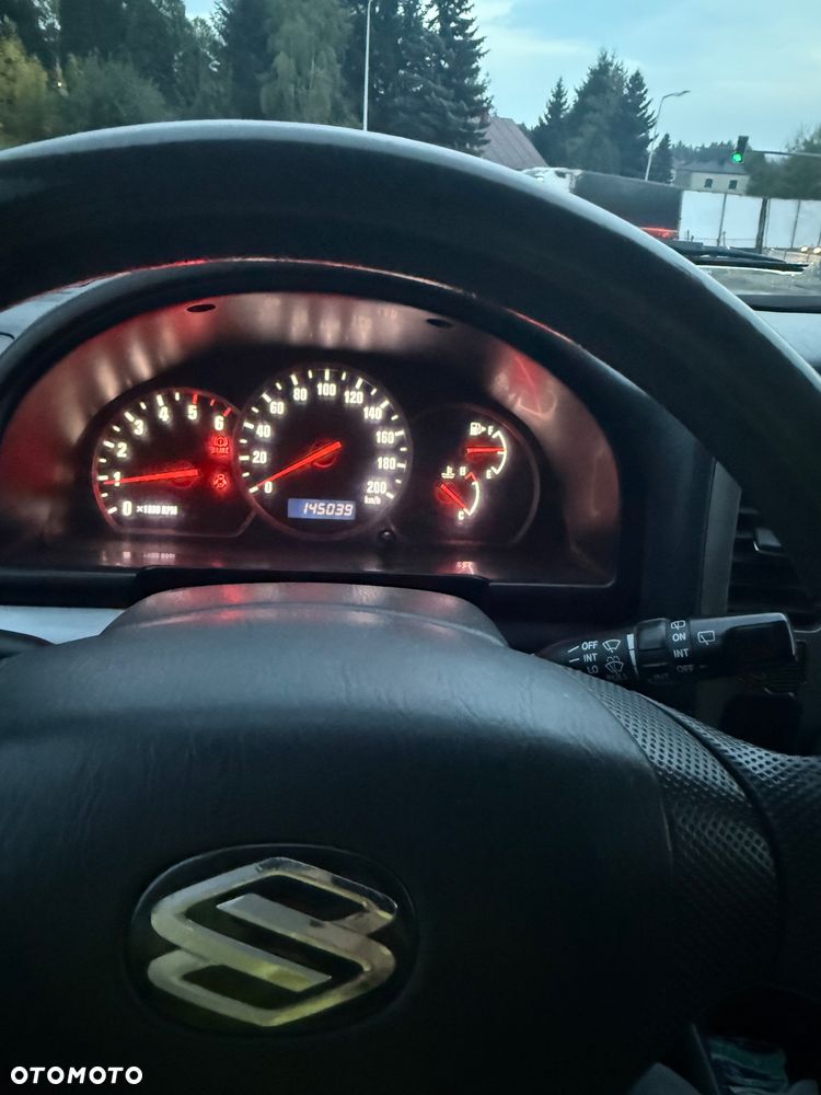 Suzuki Grand Vitara 2004 photo 5