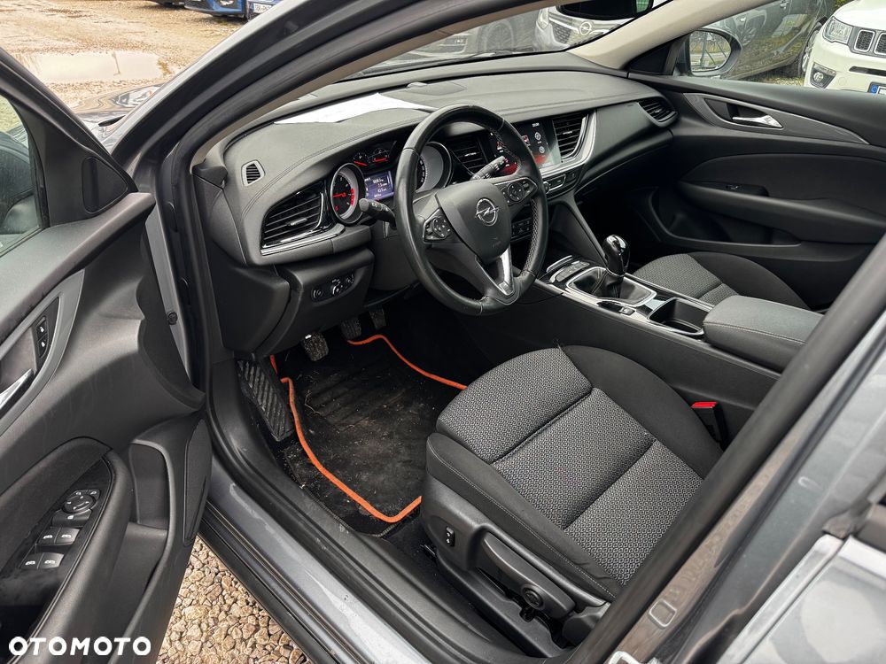 Opel Insignia 1.5 T Enjoy S&S - 24