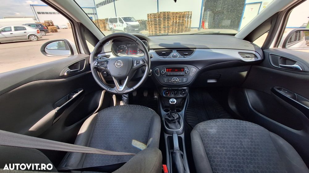 Opel Corsa 1.4 ECOTEC Selection - 4