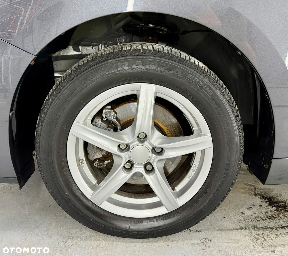Toyota Verso 1.8 Premium 7os - 29