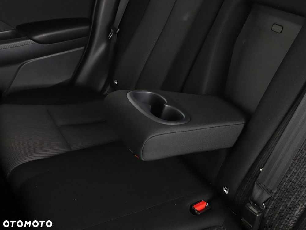 Mitsubishi Eclipse Cross 2.4 PHEV Invite Plus - 37