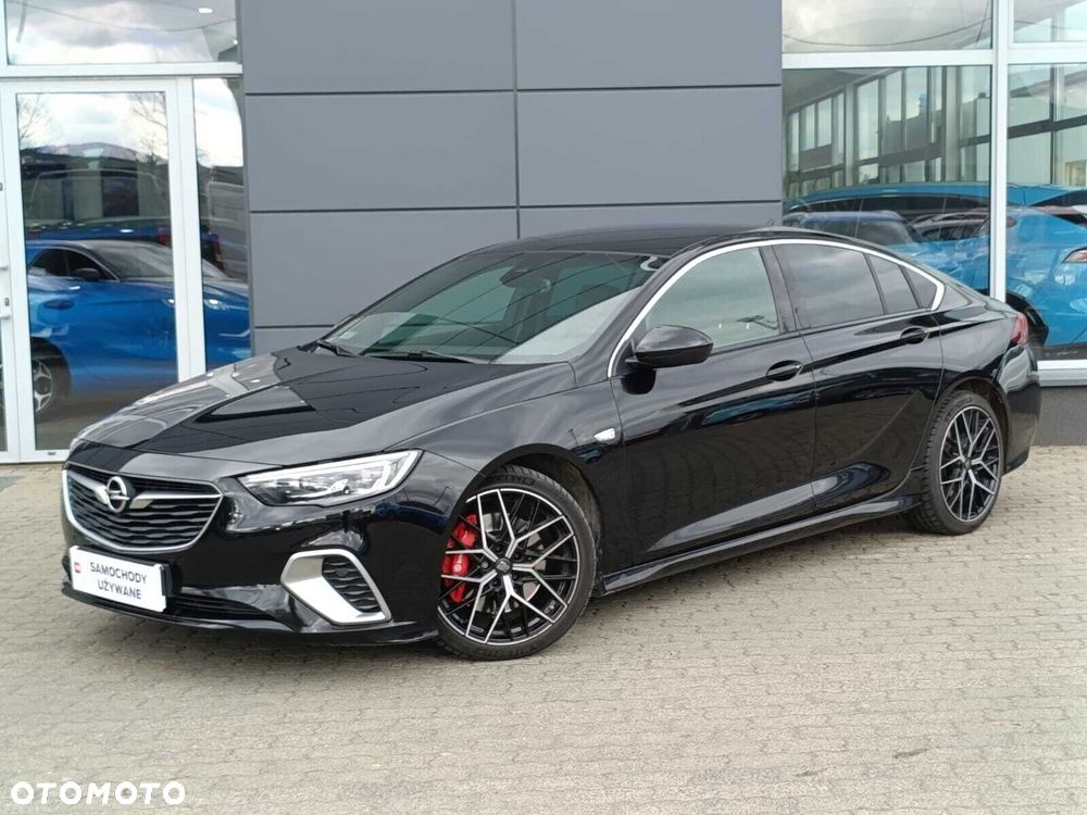 Opel Insignia 2.0 CDTI 4x4 GSi S&S - 2