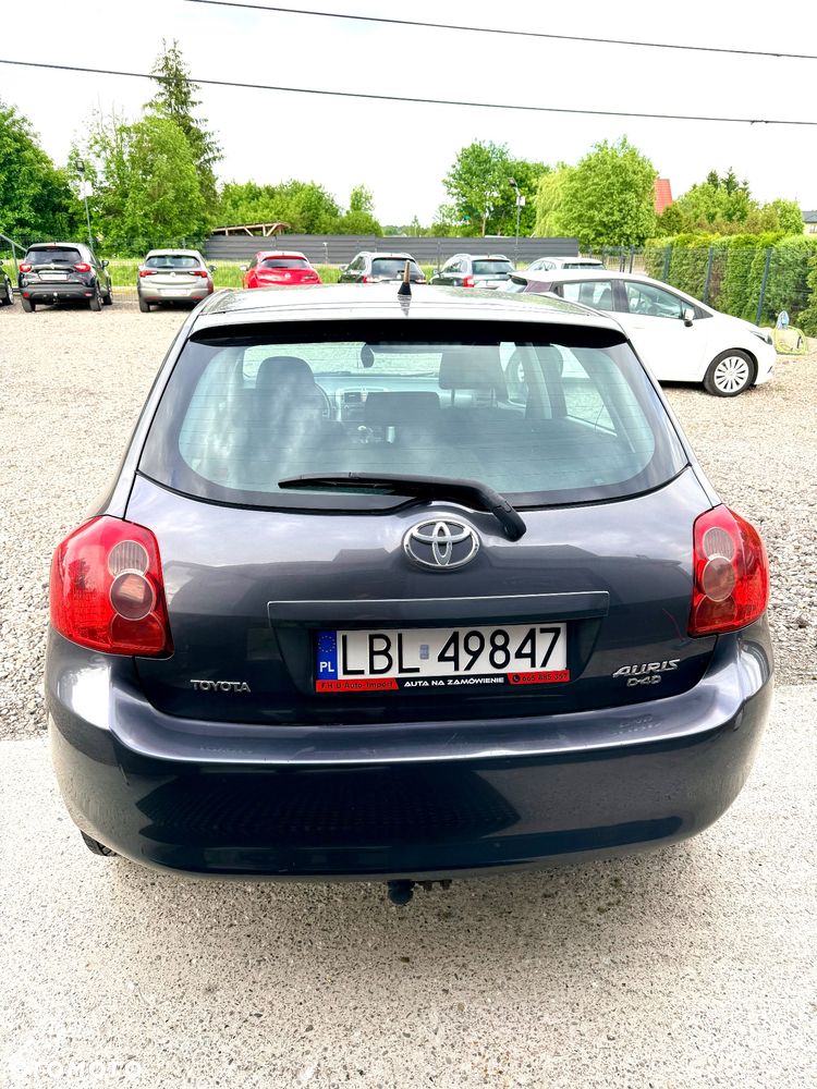 Toyota Auris 1.4 D-4D Life - 17