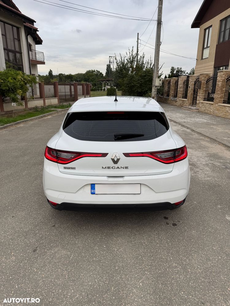 Renault Megane - 8