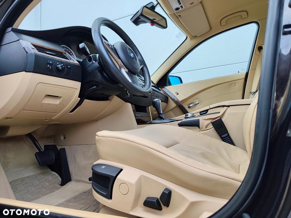BMW Seria 5 - 29