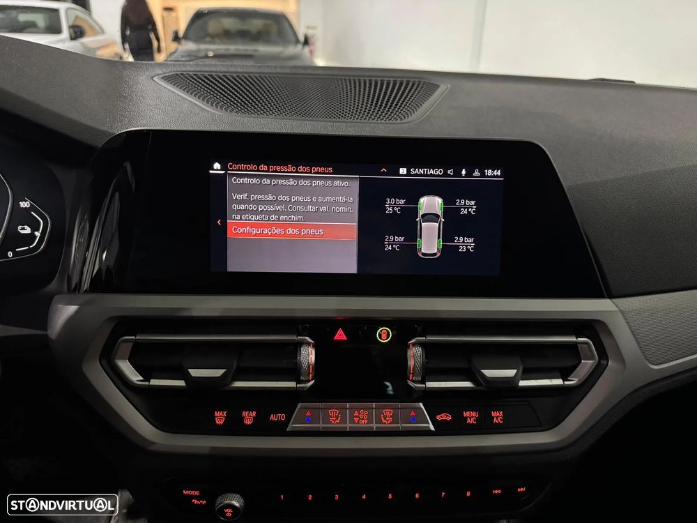 BMW 330 e Touring Pack M Auto - 24