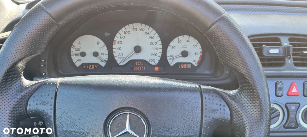 Mercedes-Benz CLK - 7