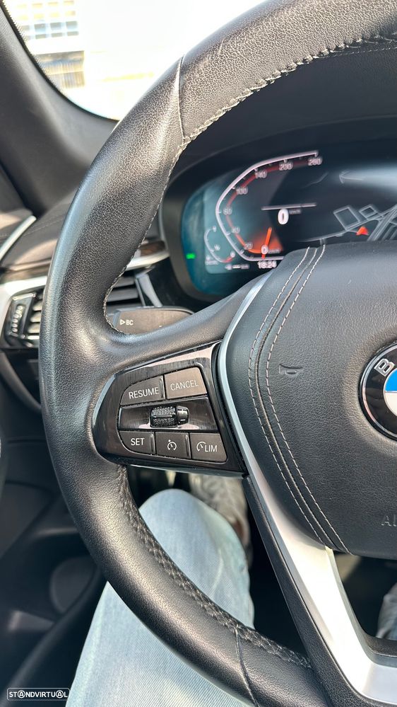 BMW 520 d Line Luxury Auto - 33