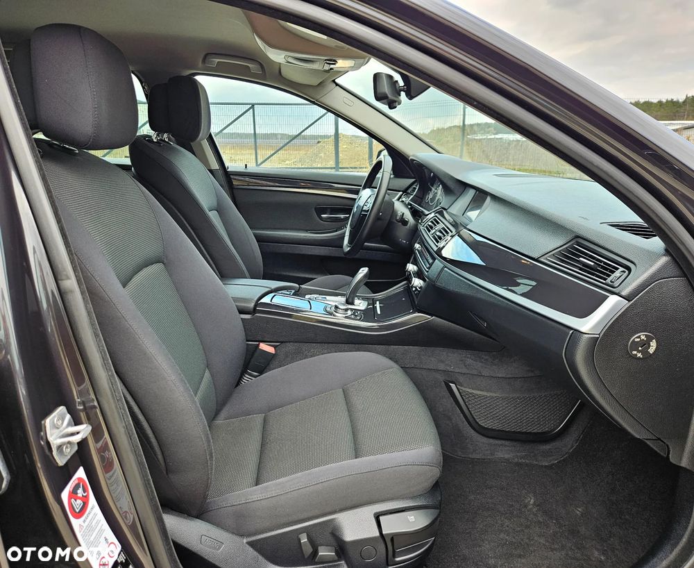 BMW Seria 5 520d - 9