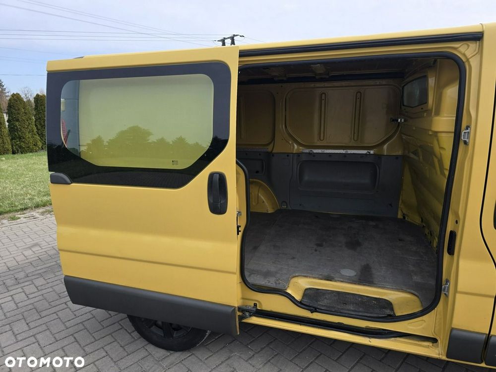 Opel Vivaro - 20