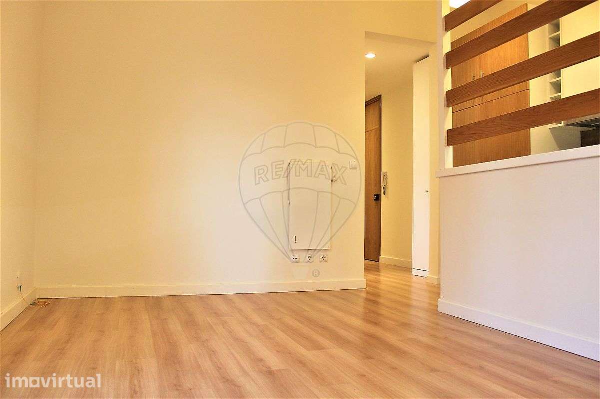 Apartamento T2 para arrendamento - Grande imagem: 2/9