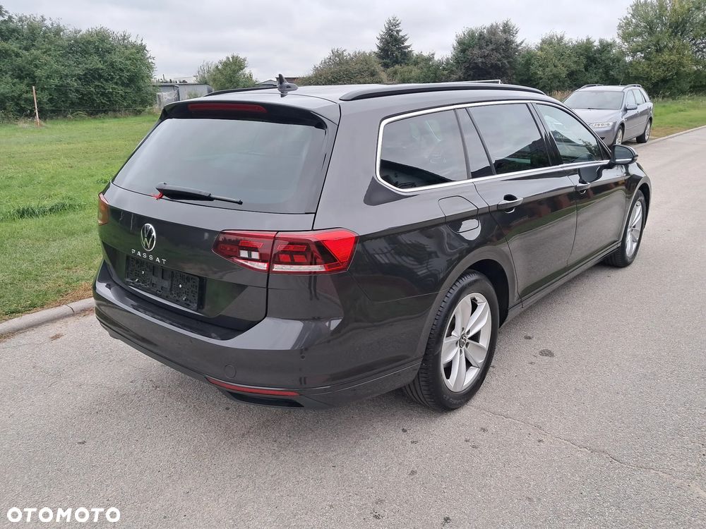 Volkswagen Passat 2022 photo 4